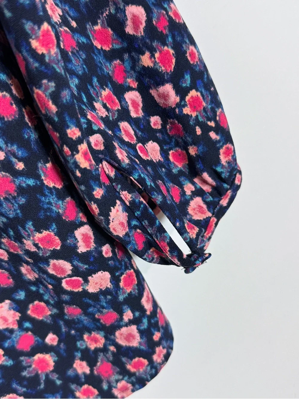 WSH48 {J. Crew} Blue Pink Floral Long Sleeve V-Neck Tunic Blouse Top Shirt